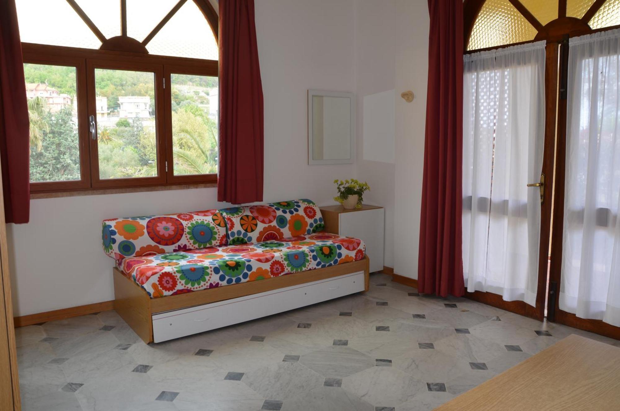 Residence Pian Dei Boschi Pietra Ligure Kültér fotó