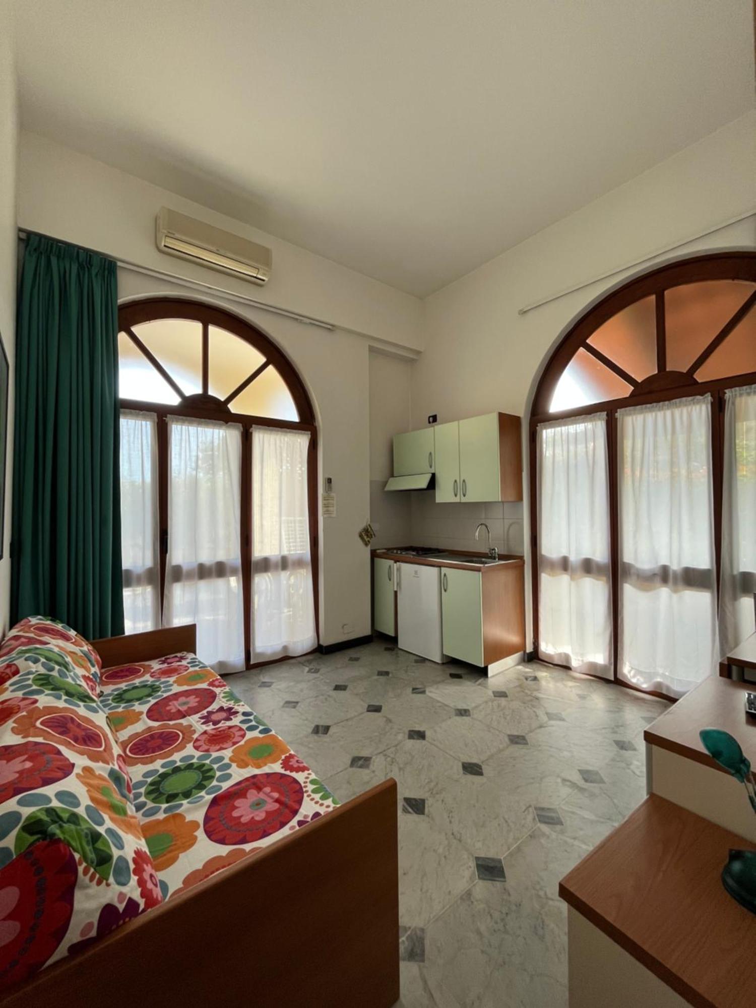 Residence Pian Dei Boschi Pietra Ligure Kültér fotó