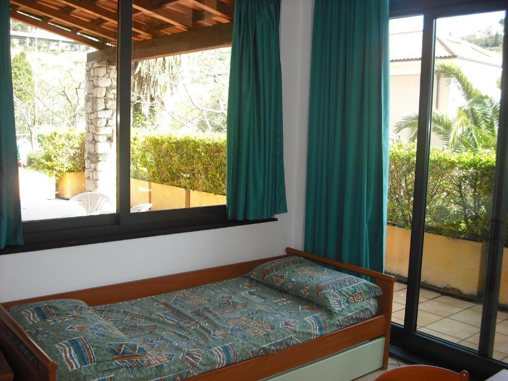 Residence Pian Dei Boschi Pietra Ligure Szoba fotó